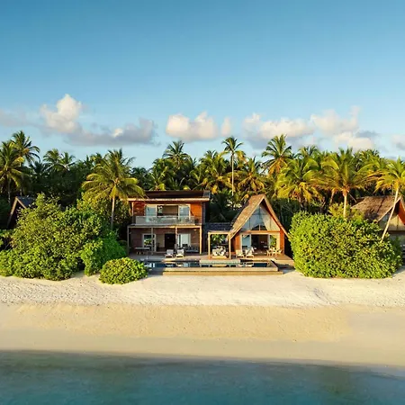 The St. Regis Maldives Vommuli Resort-3